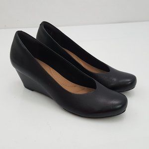 Collection by Clarks Black Size 9 Leather Wedge